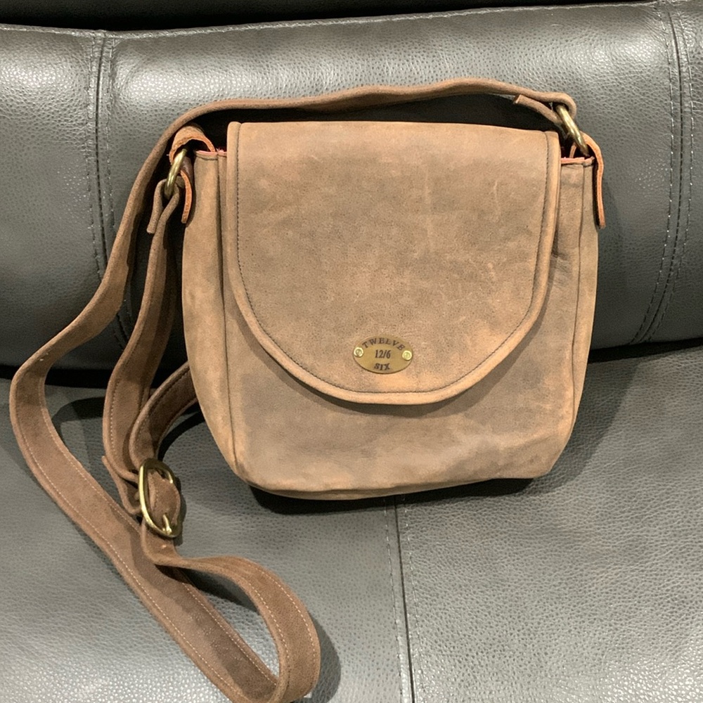 Twelve Six Handmade Leather Concealed Carry Purse - Picture 3 of 16